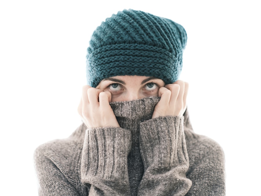 Photo therapy with heat and cold